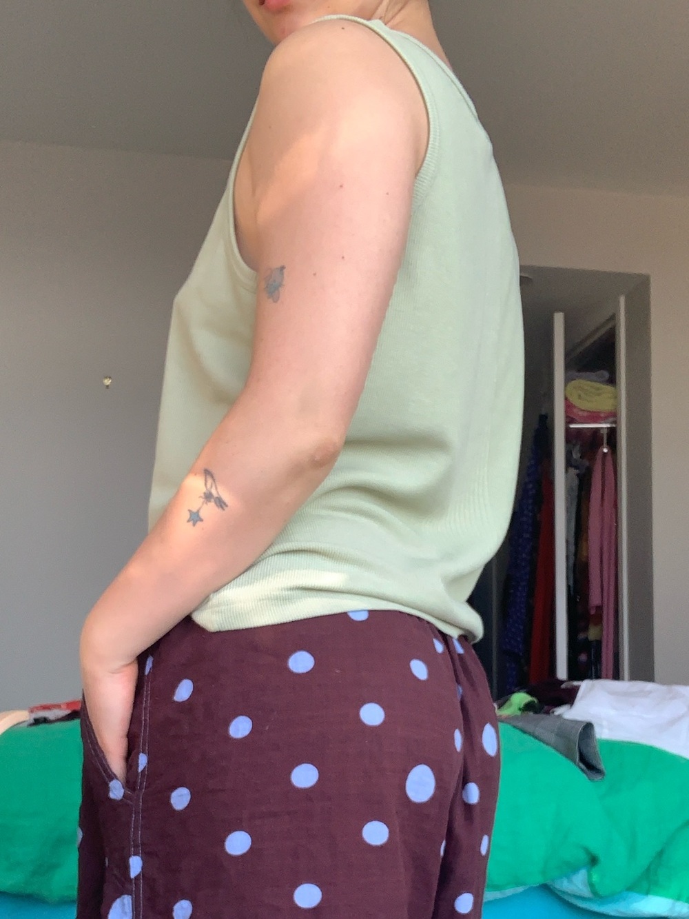 Light Green Ribbed Tank Top - Picture 6 of 6